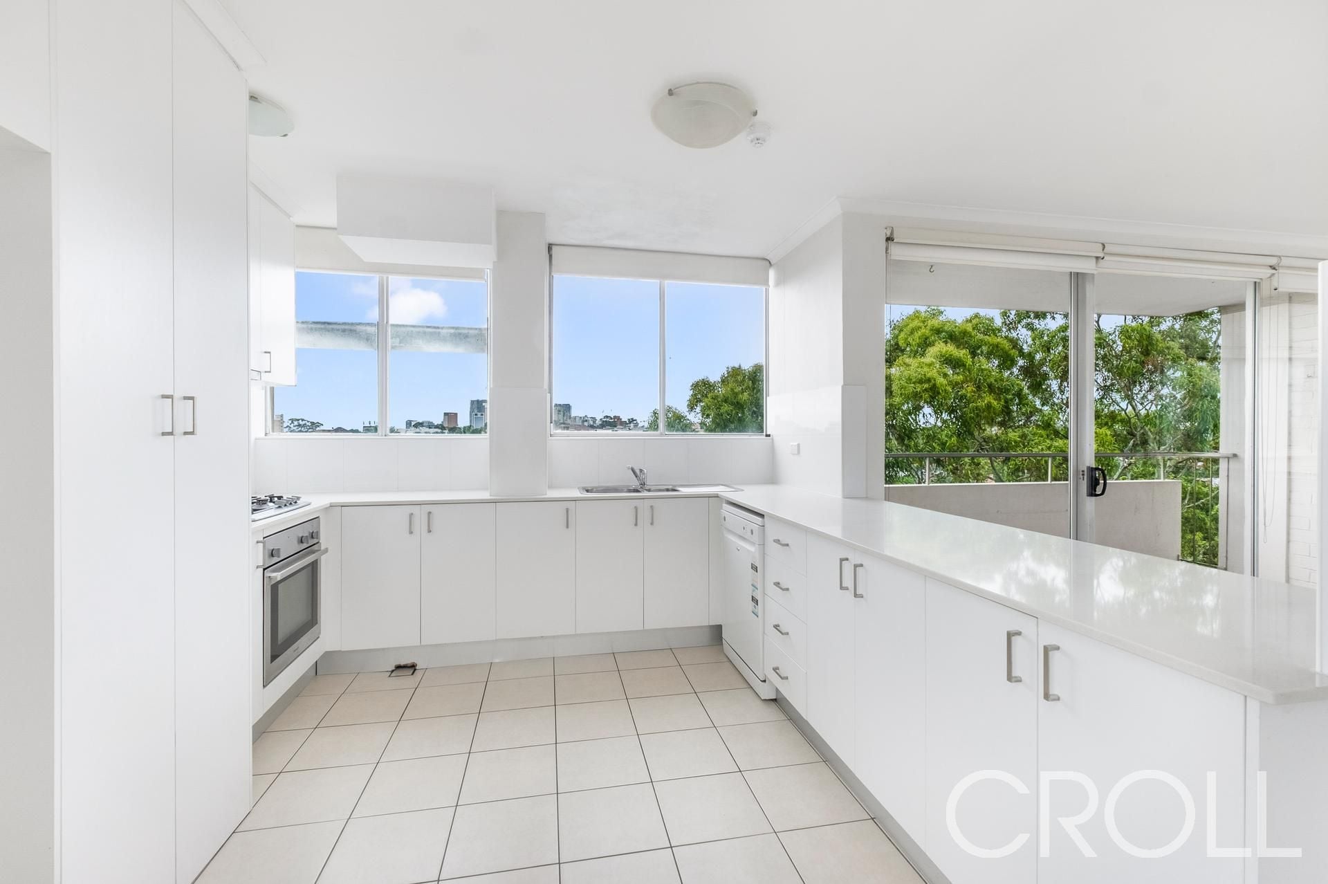 22/2 Gerard Street CREMORNE NSW, Cremorne - Thumbnail 2