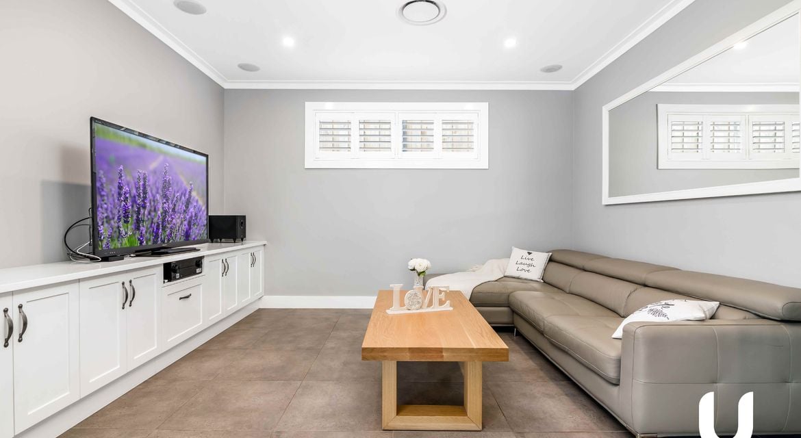 Colebee 23 Coronato Parade