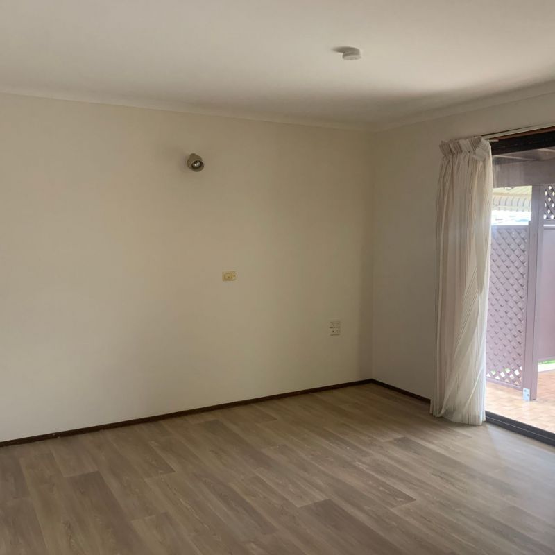 21 Miller Street, NORVILLE Four Walls Realty