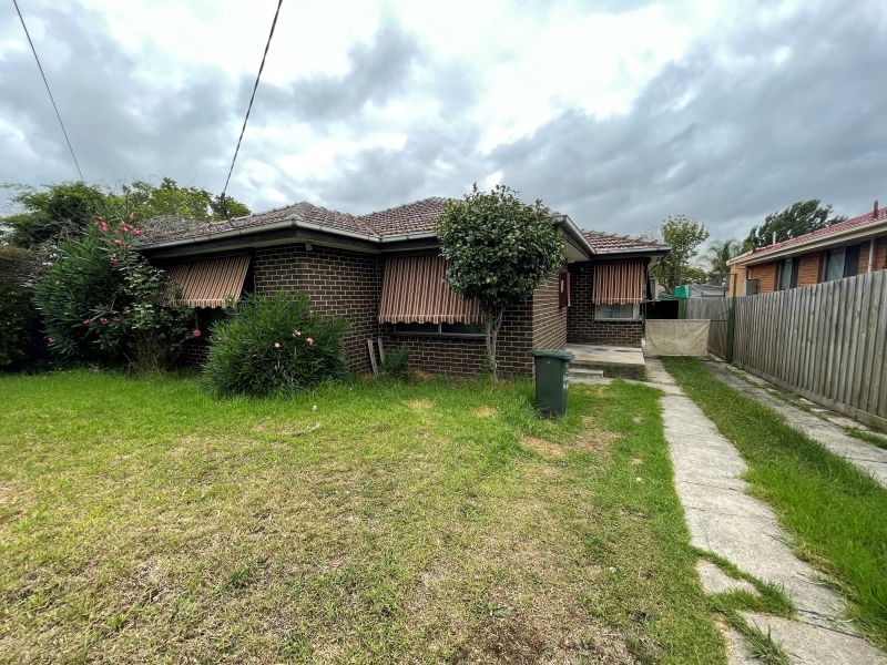 13 Peppercorn Parade, Epping