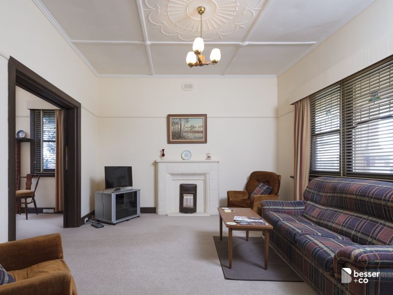 1/1526 Dandenong Road, Oakleigh - Thumbnail 3
