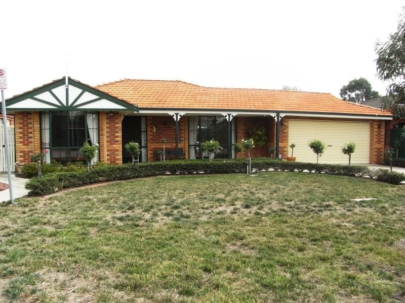 10 Eccles Close, Mill Park