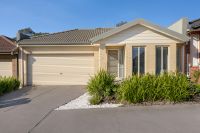 4/105 Mcmahons Road, Frankston VIC, Frankston - Image 1