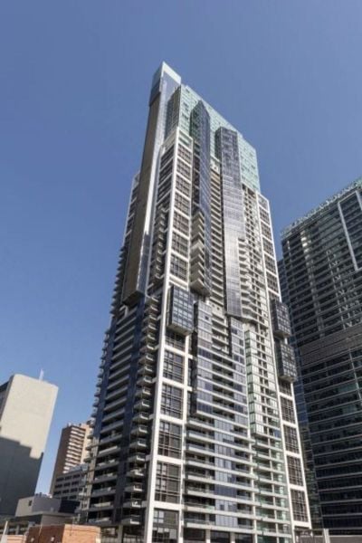 Mid Rise - World Tower