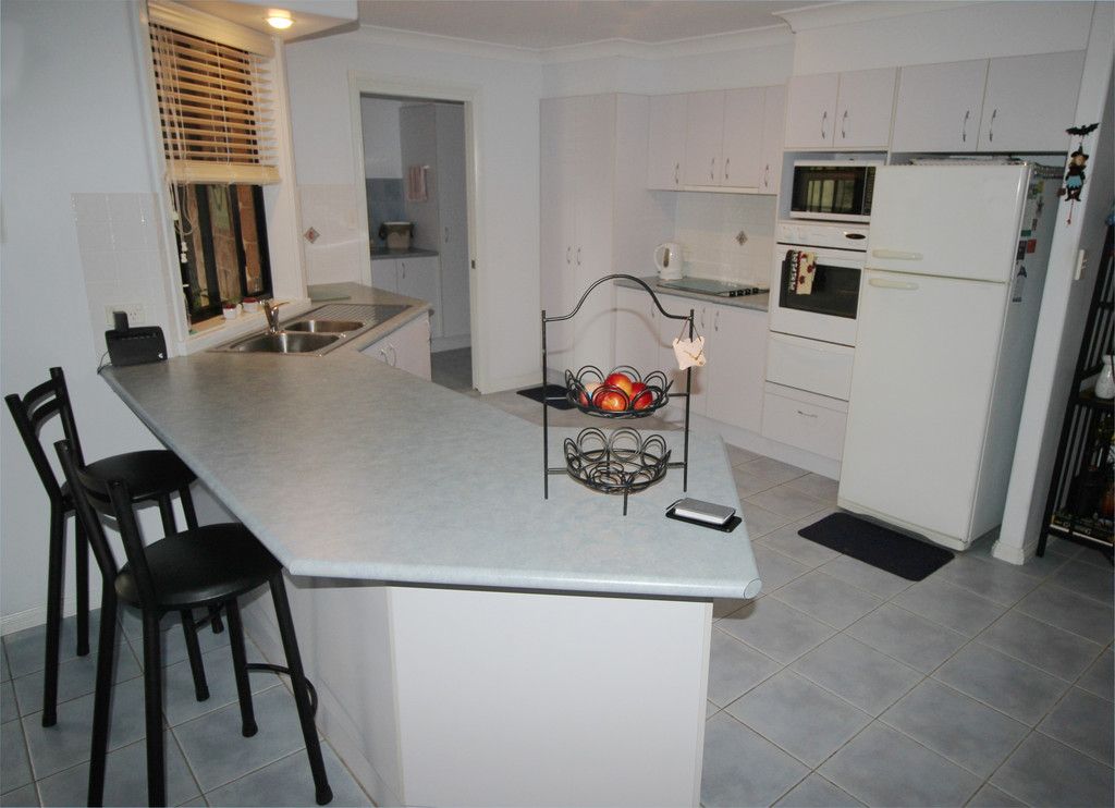13 Diamentina Way, LAURIETON NSW 2443