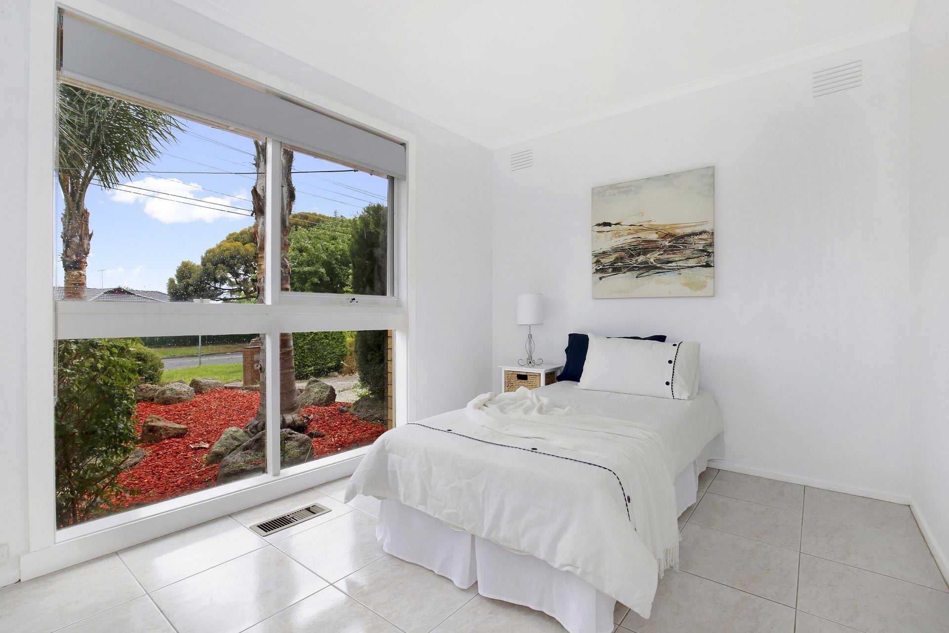 Surprising Space, Sought After Location * Insp Thu 1st Mar @ 5:00pm*