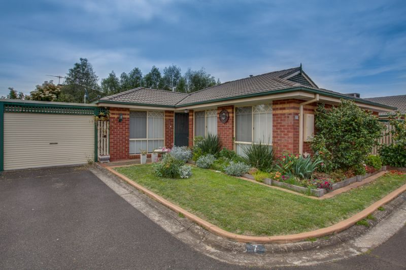 7/17 Pilmer Street, Bacchus Marsh - Thumbnail 2