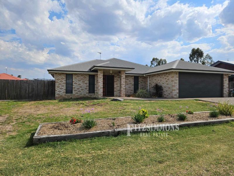 30 Glen Eagles Drive, Dalby Fitzsimmons Real Estate