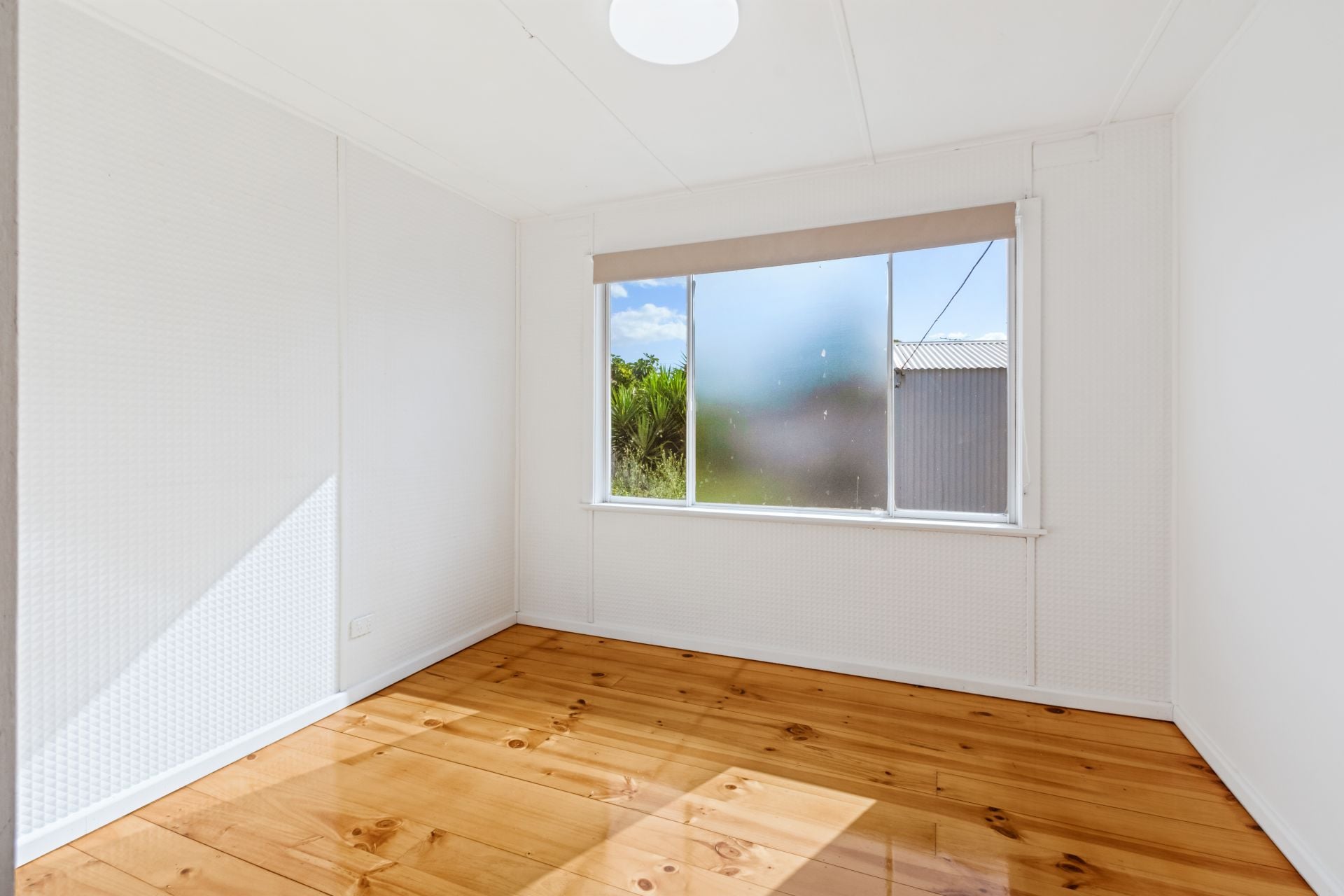LOOKING FOR A GREAT TENANT!