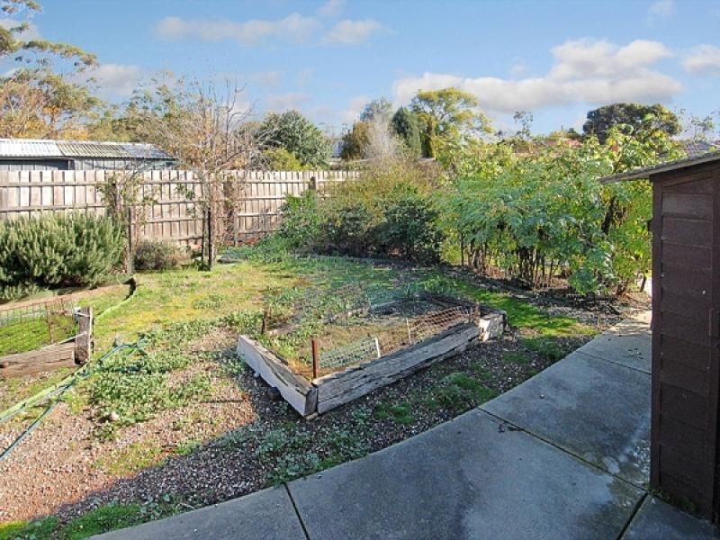 73 Bracken Grove, Altona - Thumbnail 3