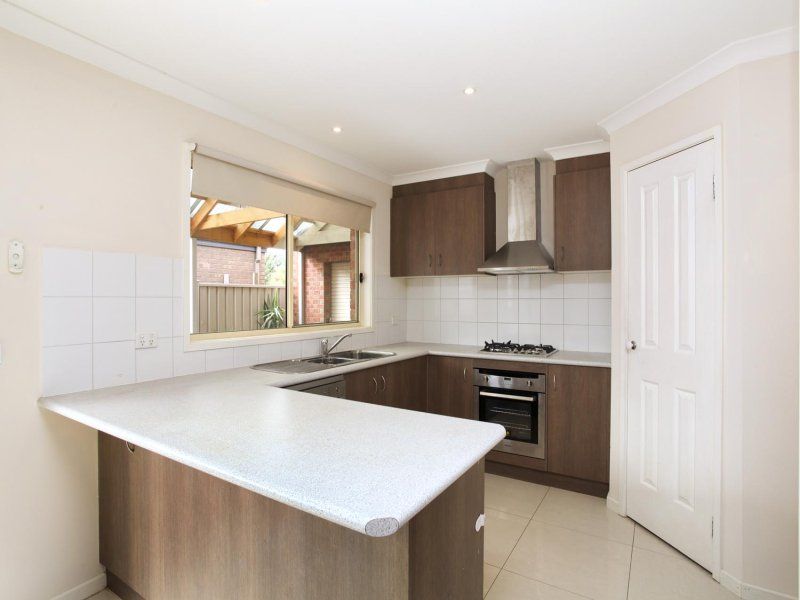 22 Cullen Terrace, Caroline Springs - Thumbnail 4