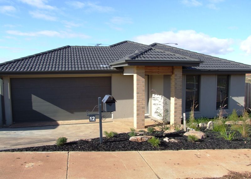 12 Correa Court, Bacchus Marsh - Thumbnail 2