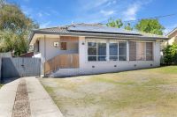 12 Hodgins Crescent, Frankston North VIC