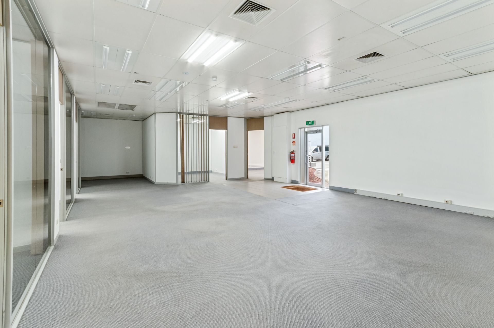AFFORDABLE SECURE OFFICE SPACE
