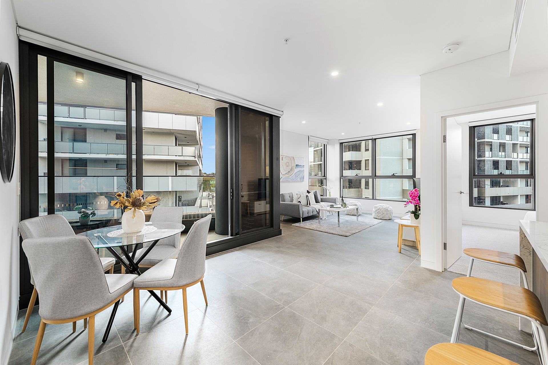 305/7 Nipper Street, Homebush, Homebush - Thumbnail 2