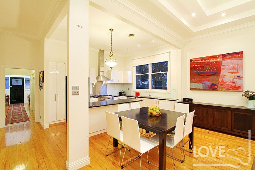 Period Elegance With Modern Living