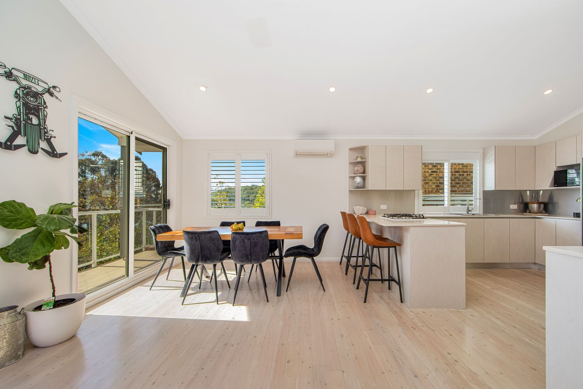 11 Daley Avenue Daleys Point NSW, Daleys Point - Thumbnail 3