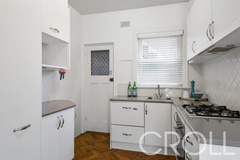 8/33 Aubin Street NEUTRAL BAY NSW, Bay - Thumbnail 4