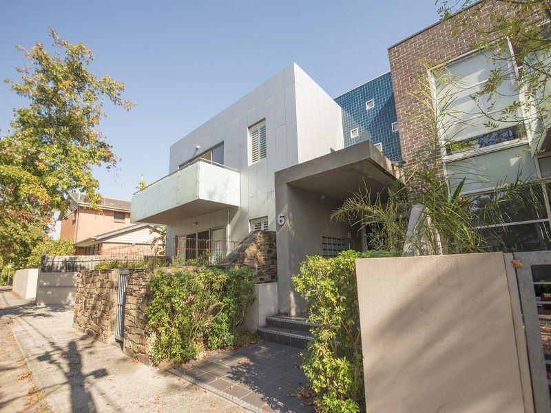 26/87 Alma Road, St Kilda East