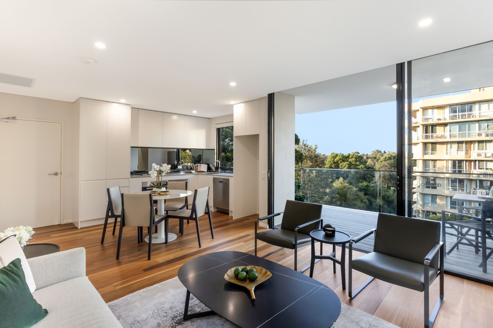 14/2 Robert Street, Artarmon Milson Real Estate