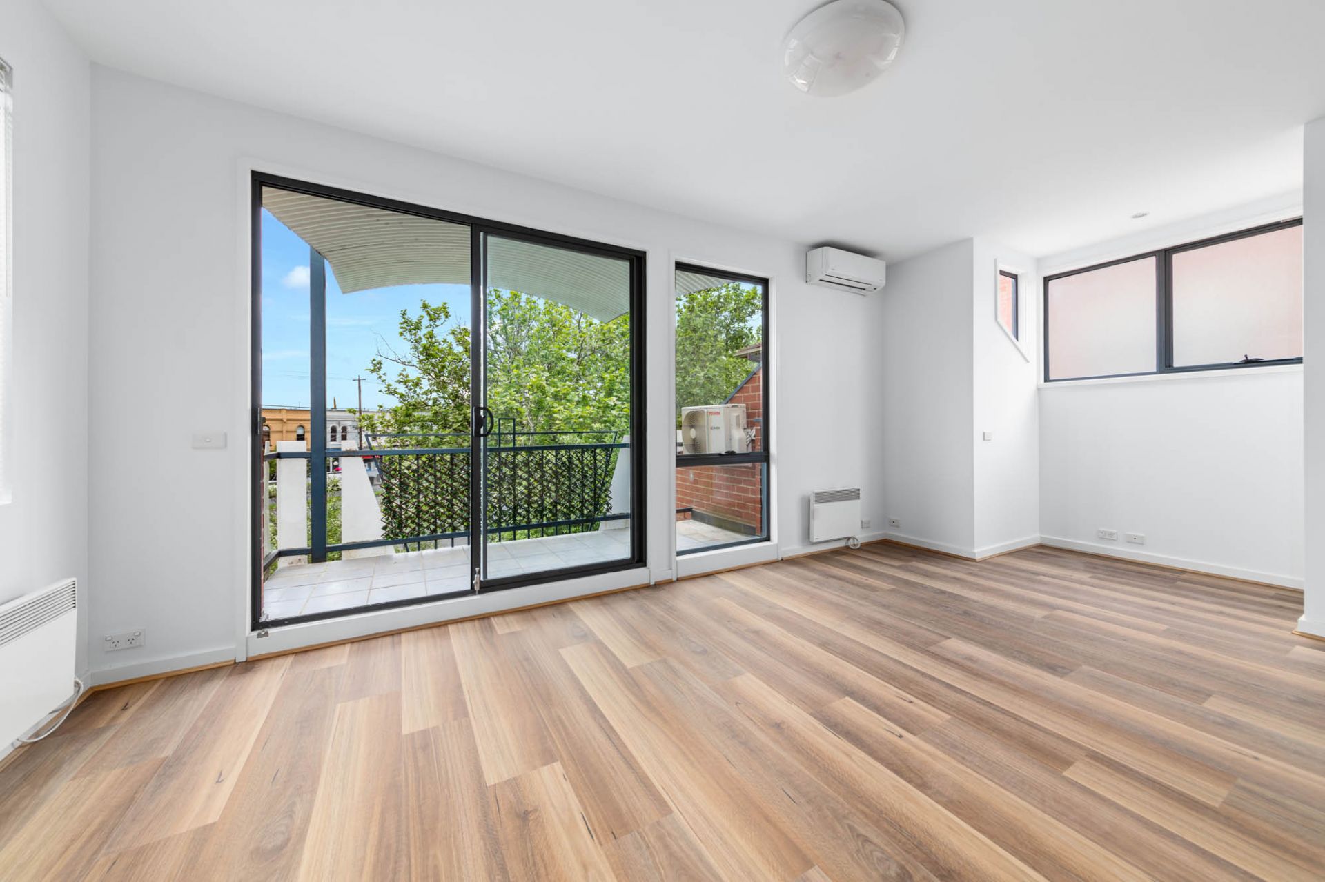 11/38 Brighton Road, St Kilda East - Thumbnail 4