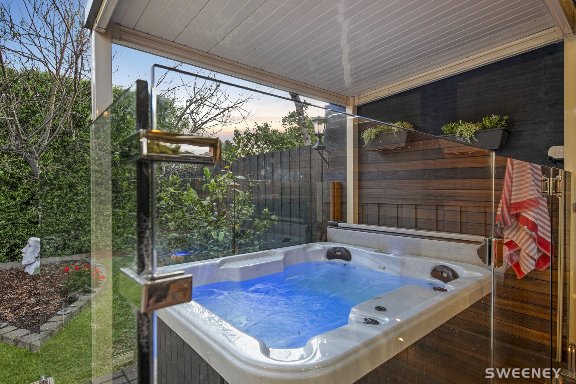 10 Honeysuckle Court, Altona Meadows - Thumbnail 7