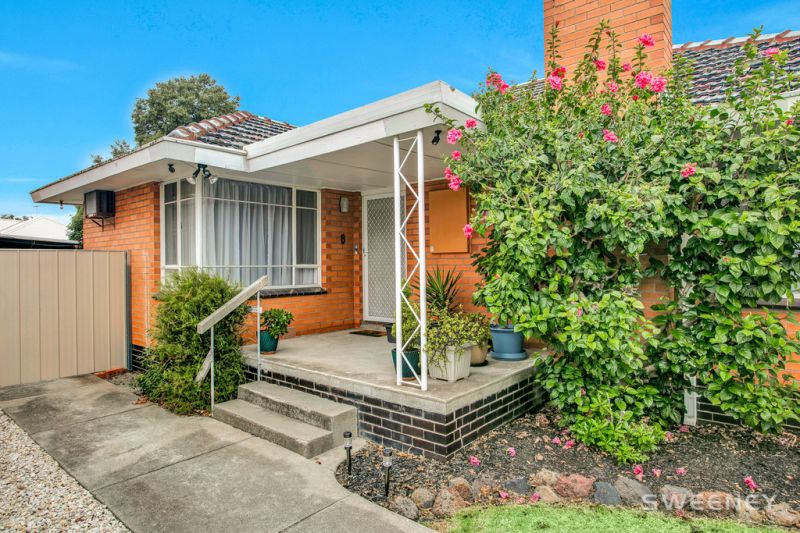 8 Scullin Street, Altona - Thumbnail 4