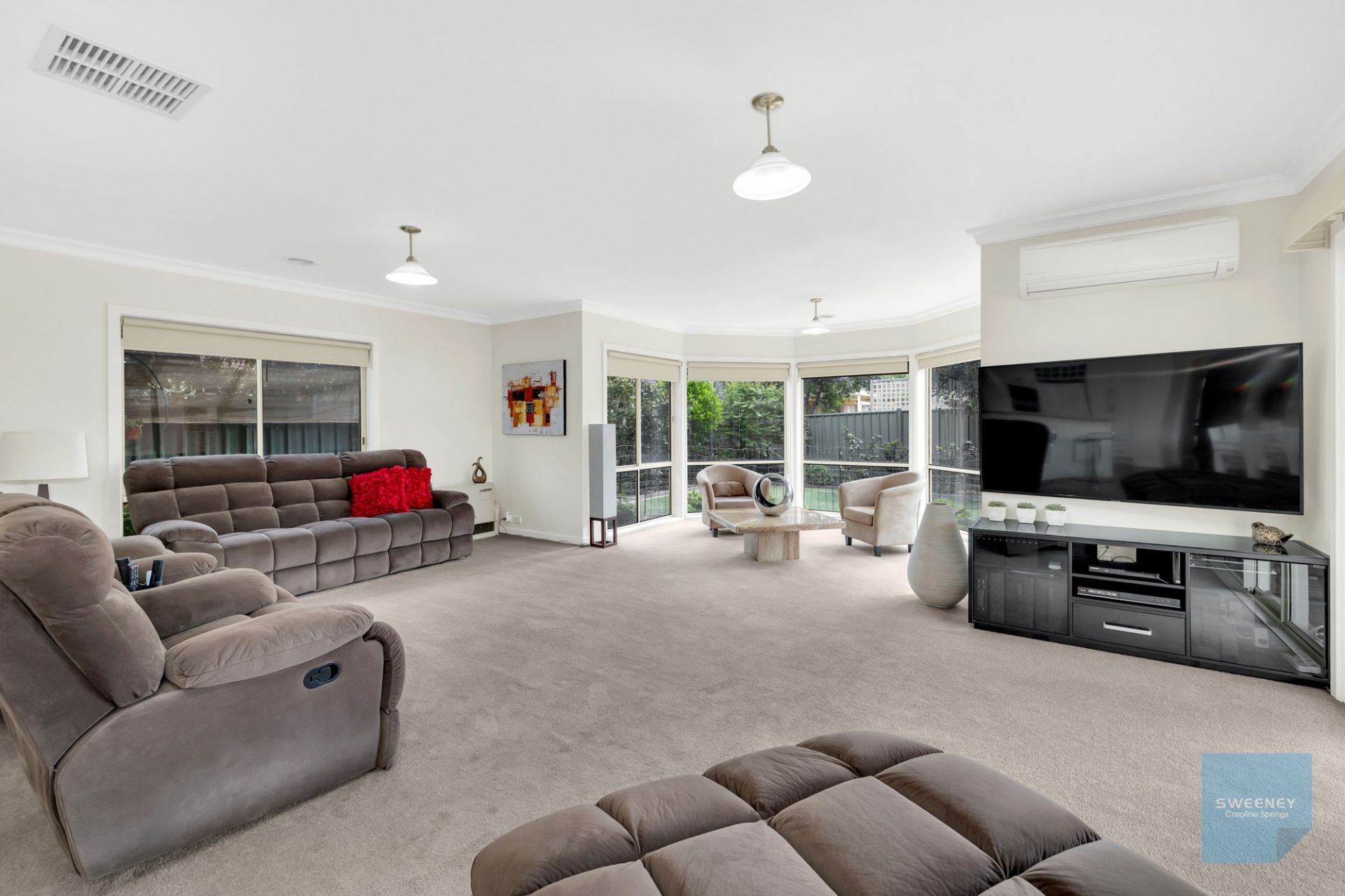 16 Windsor Gardens, Caroline Springs - Thumbnail 5