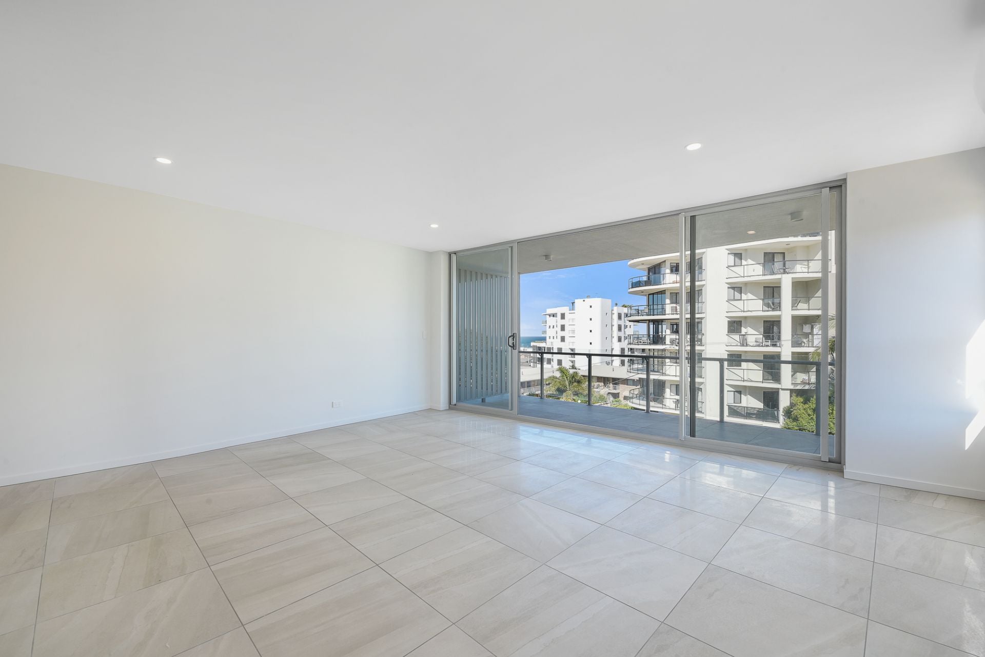 7/15 Saltair Street Kings Beach QLD, Kings Beach - Thumbnail 3