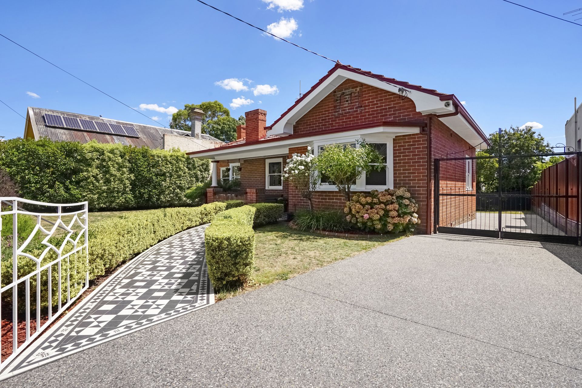 309 Armstrong Street North, Soldiers Hill, Soldiers Hill, Soldiers Hill - Thumbnail 2
