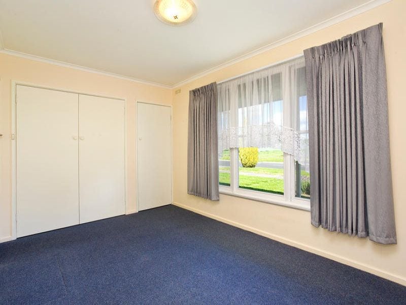 1 Lyons Street COLAC VIC, Colac - Thumbnail 4