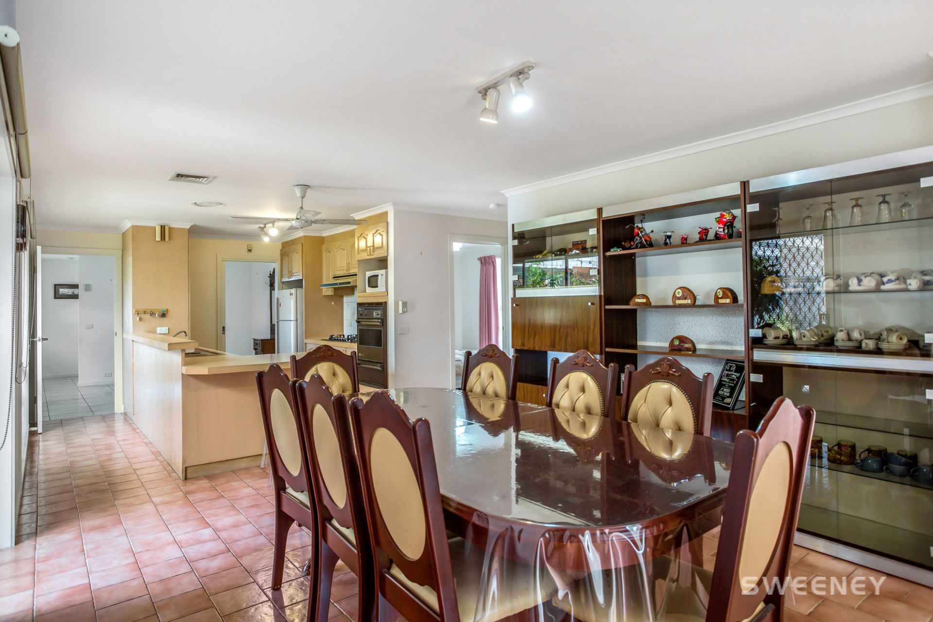 17 Tatman Drive, Altona Meadows - Thumbnail 5