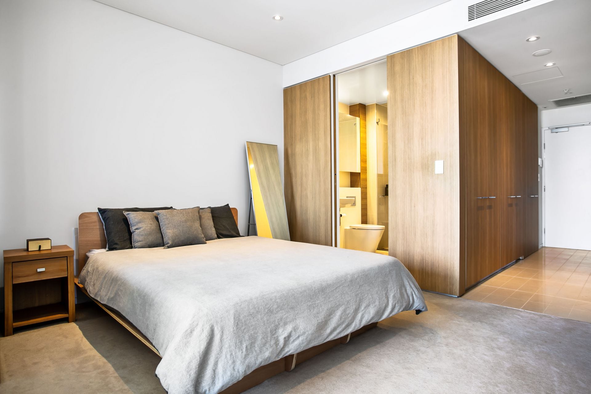 1426/45 Macquarie Street Parramatta NSW, Parramatta - Thumbnail 2