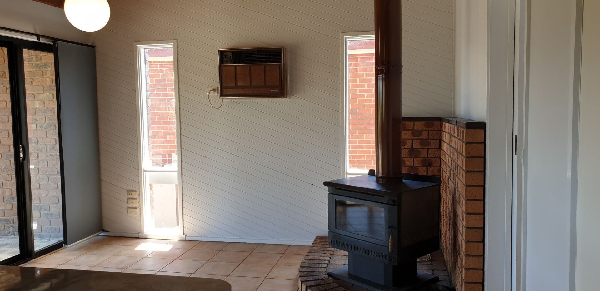 8 Bird Avenue MYRTLEFORD VIC, Myrtleford - Thumbnail 4