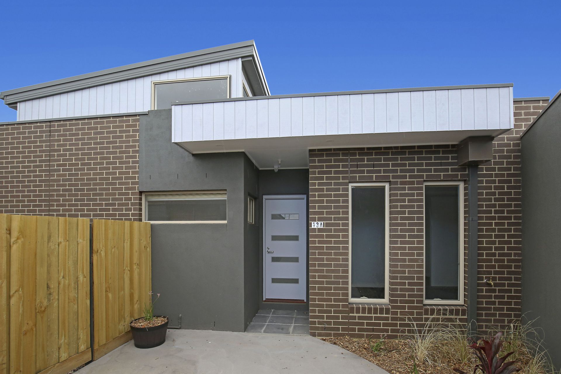MODERN HOME IN THE HEART OF EPPING
