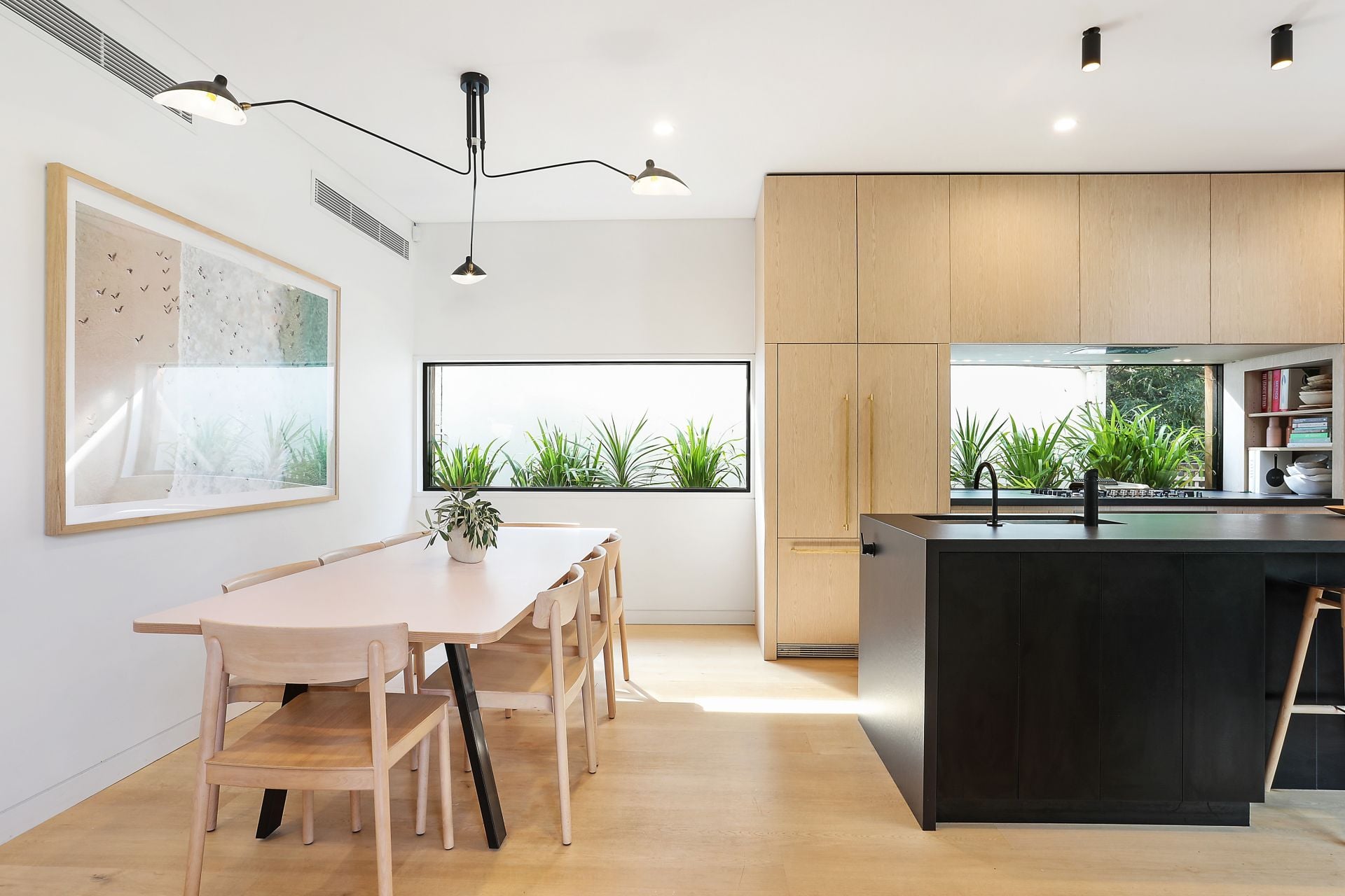 77 Beach Road, Bondi Beach, Bondi Beach - Thumbnail 2