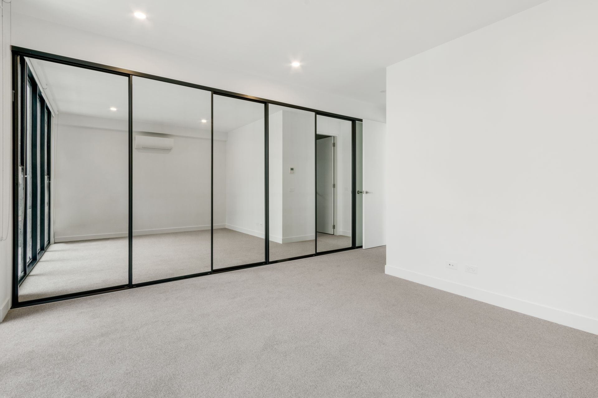 Modern Living on a Grand Scale!