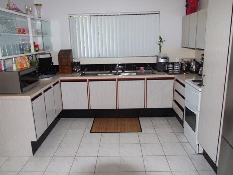 10 Centenary Crescent MAROOCHYDORE QLD, Maroochydore - Thumbnail 6