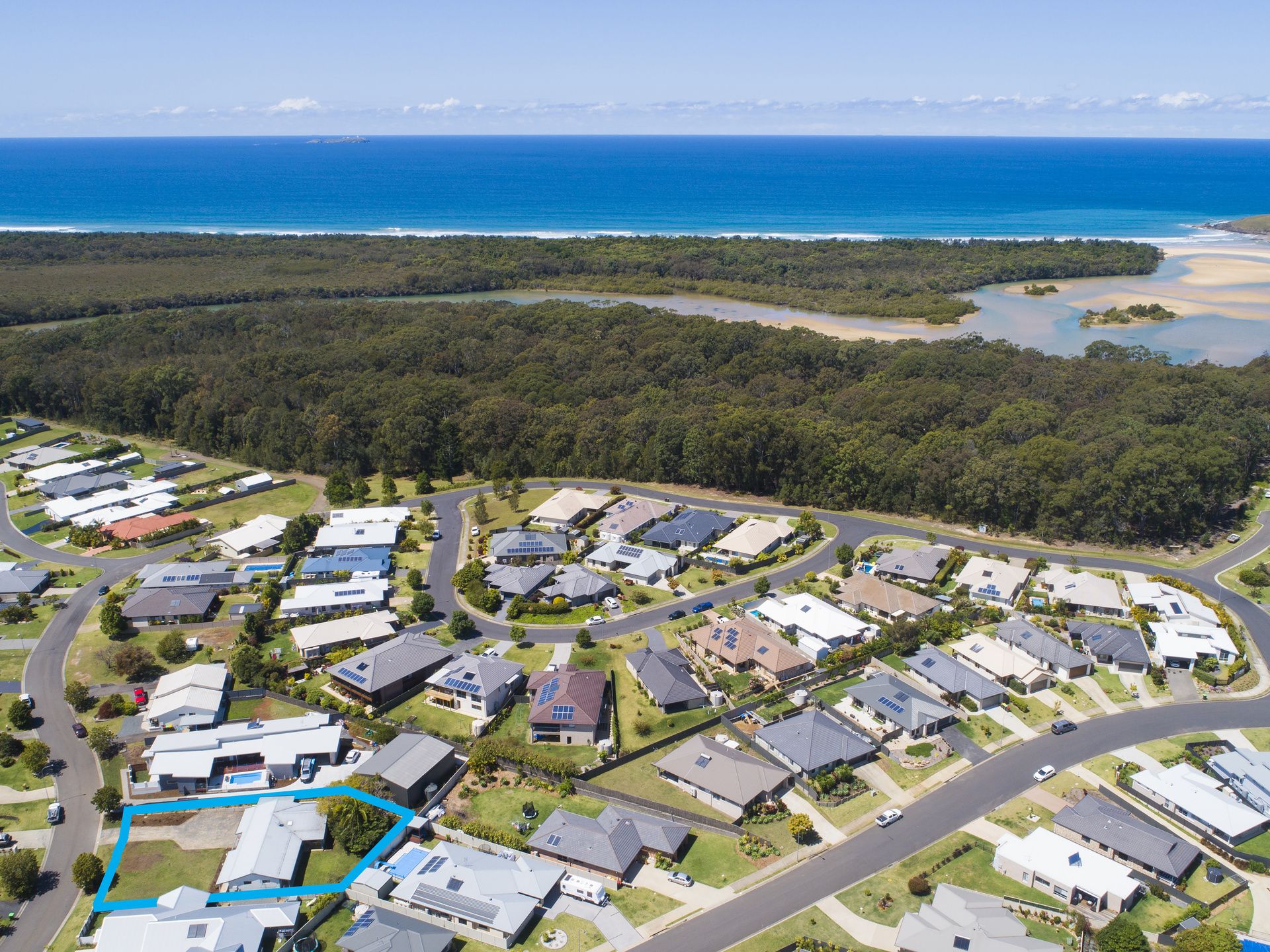 For Lease 6 Estuary Drive Moonee Beach , NSW