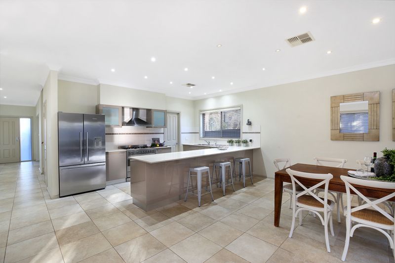 37 Forest Road, Heathcote, Heathcote - Thumbnail 3