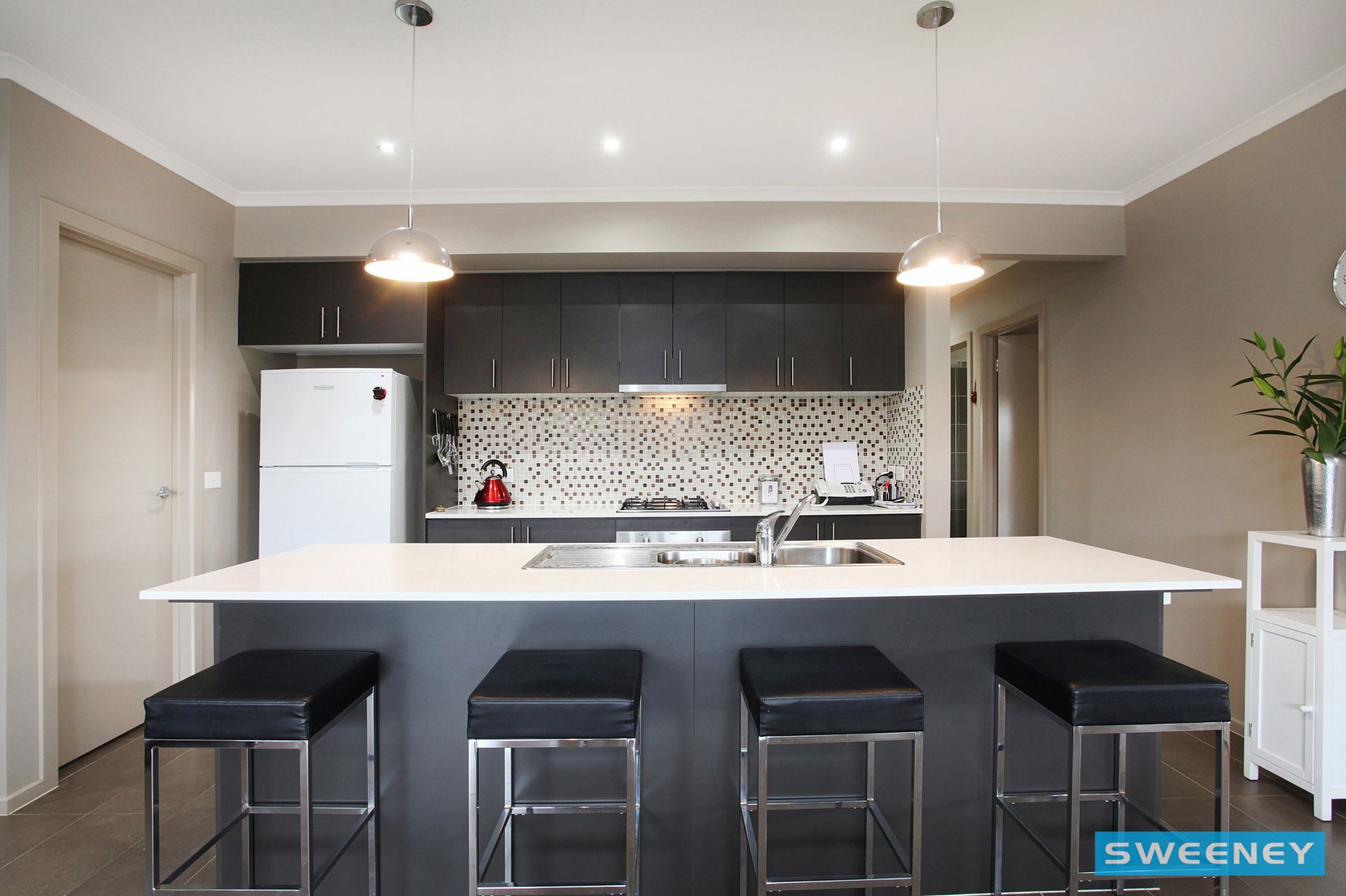 24 Peppermint Grove, Taylors Hill - Thumbnail 8
