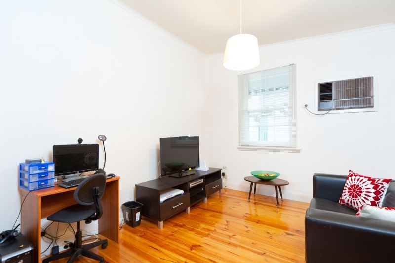 29 Newcastle Street, Yarraville - Thumbnail 4