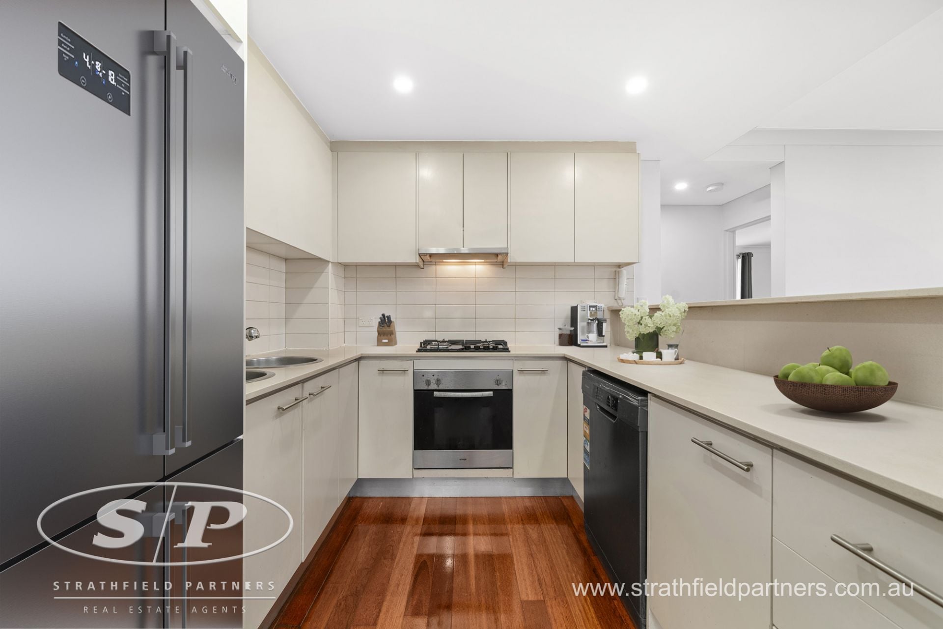 13/9-10 The Crescent, Homebush, Homebush - Thumbnail 4