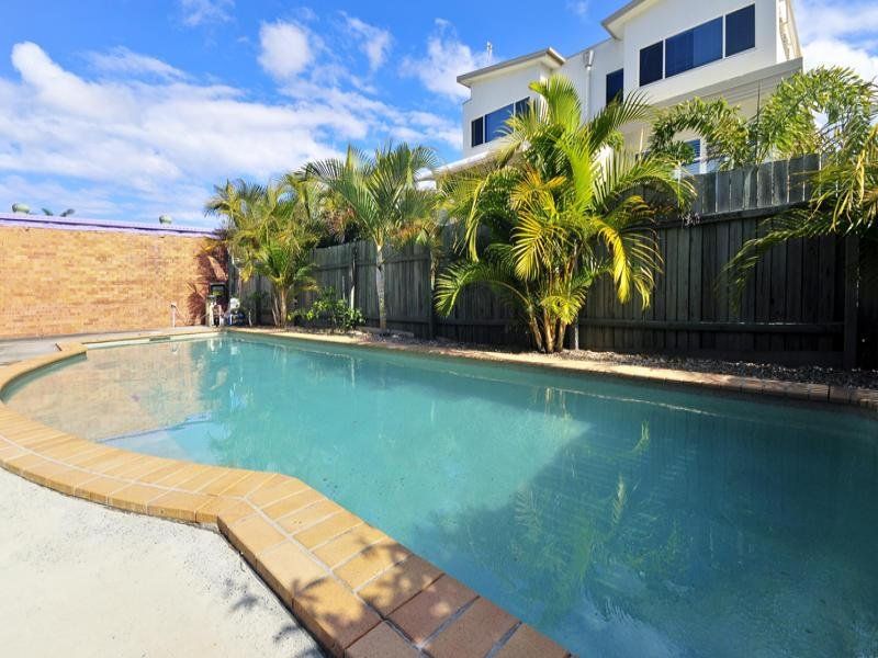 216 Pacific Parade BILINGA QLD, Bilinga - Thumbnail 4