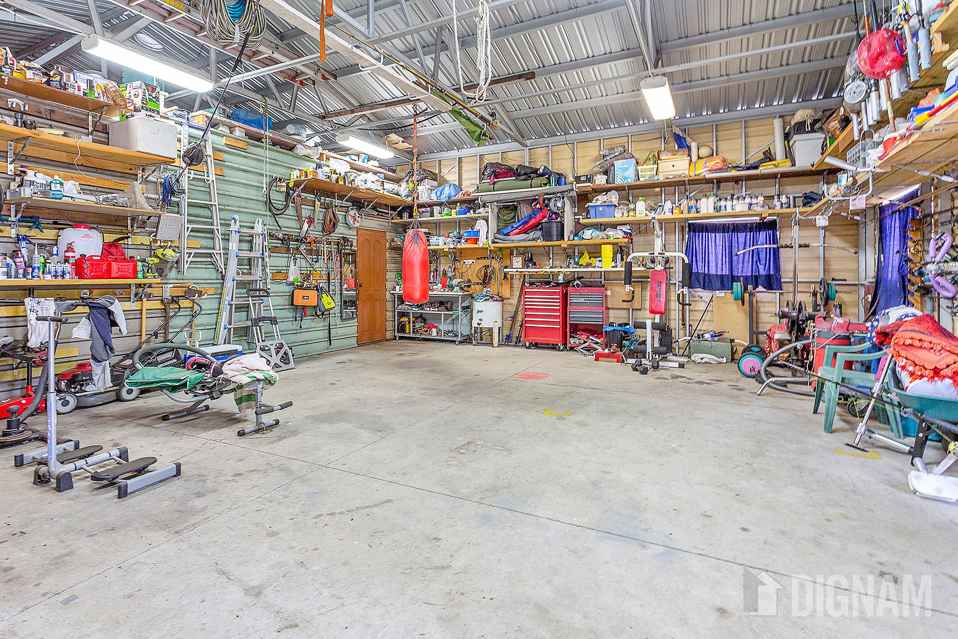 77 Princes Highway, Thirroul NSW