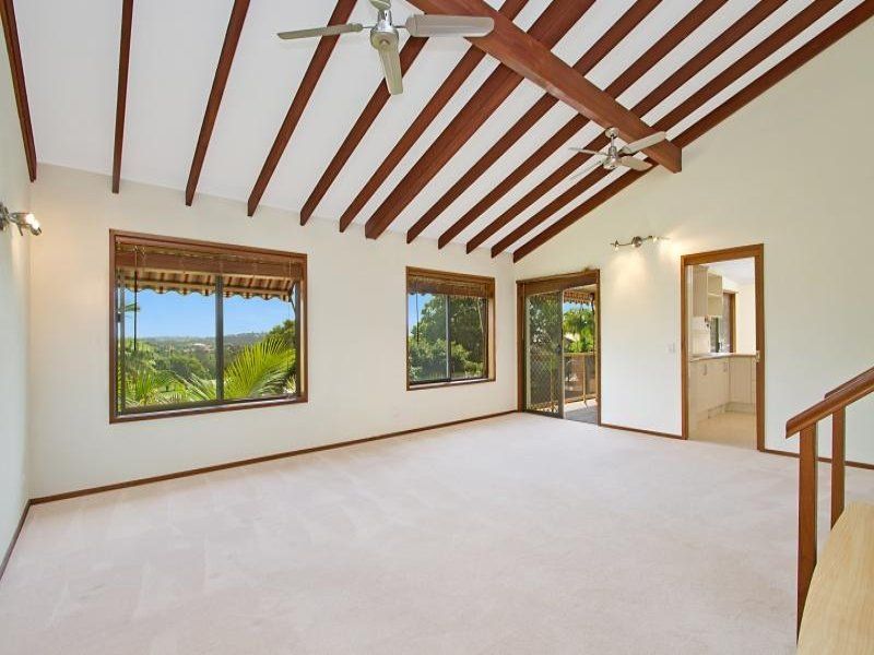 29 Cominan Avenue, BANORA POINT, Banora Point - Thumbnail 3