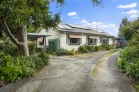 132 Rosslyn Avenue, Seaford VIC