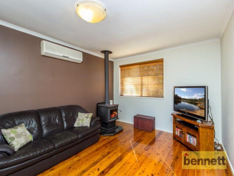 16 Grand Parade, Glossodia - Thumbnail 7