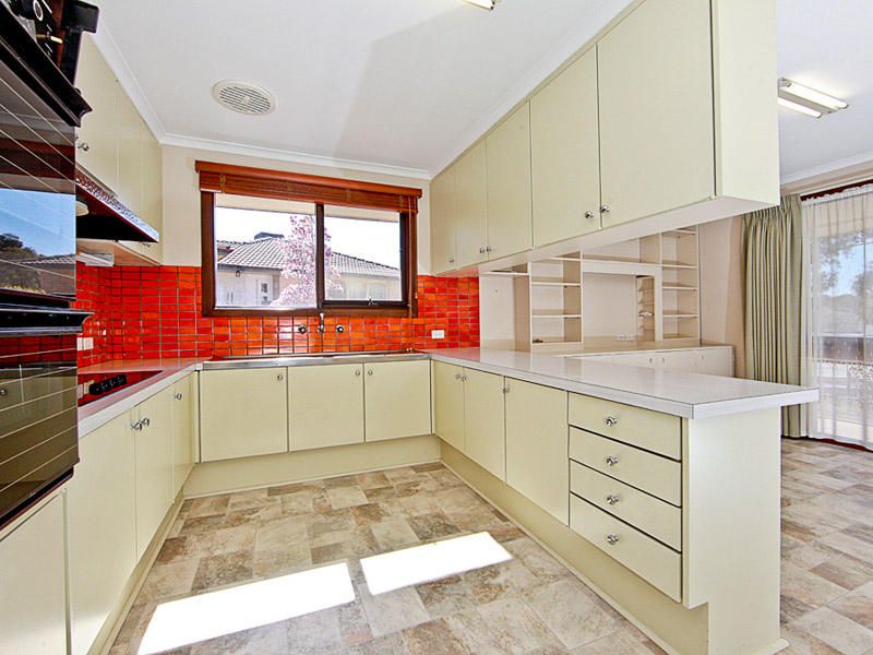 70 Namatjira Drive, Stirling - Thumbnail 6