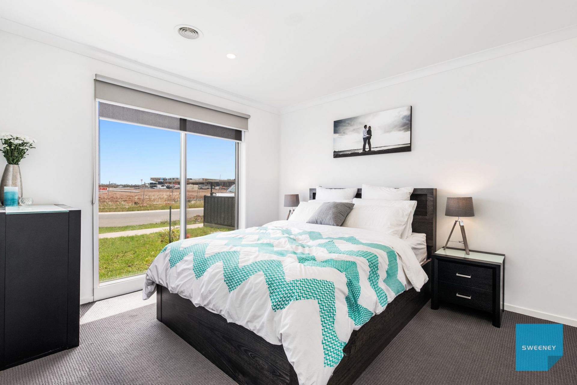 73 Orbis Avenue, Fraser Rise - Thumbnail 8